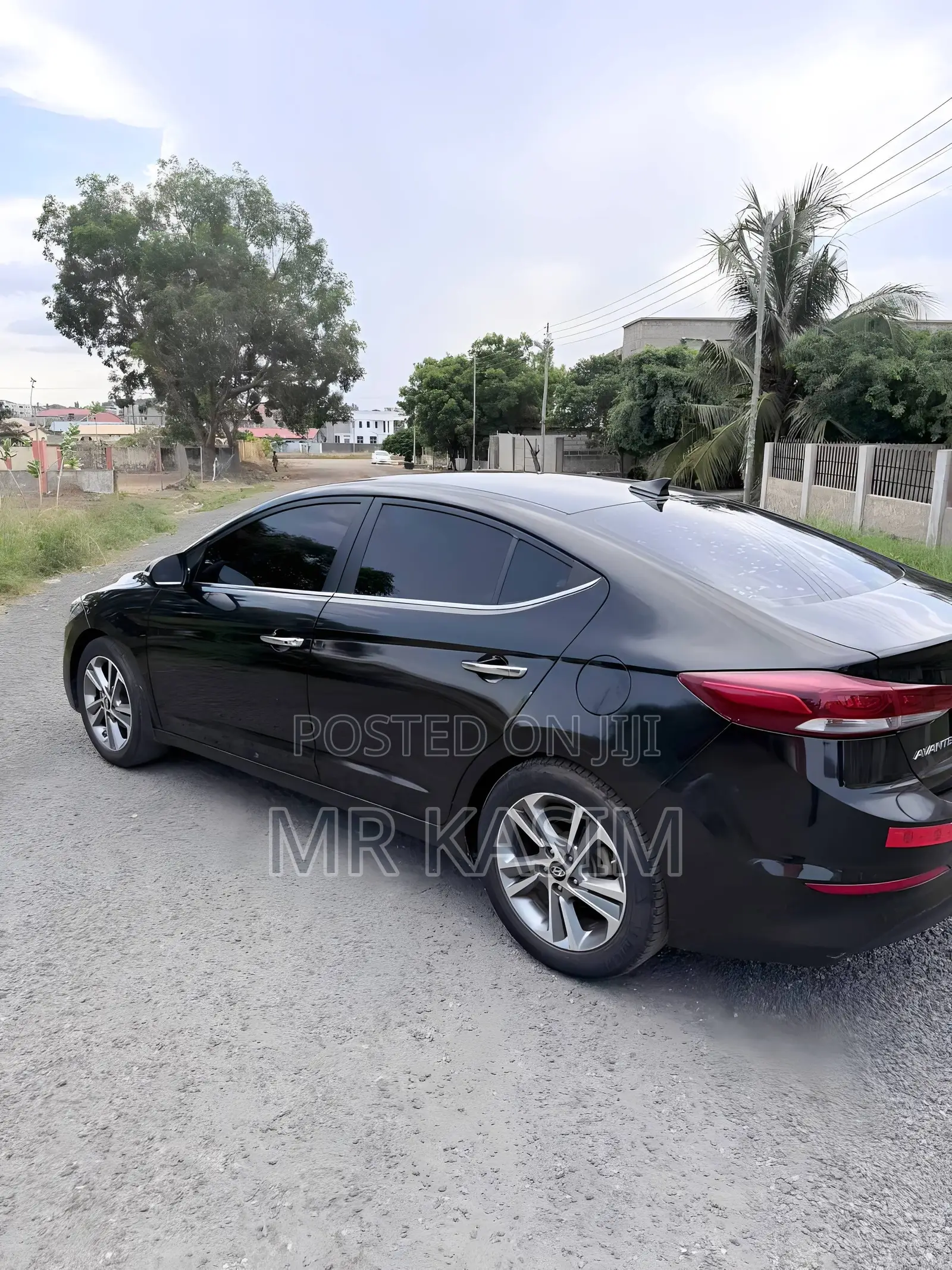 Hyundai Avante 2015 Black