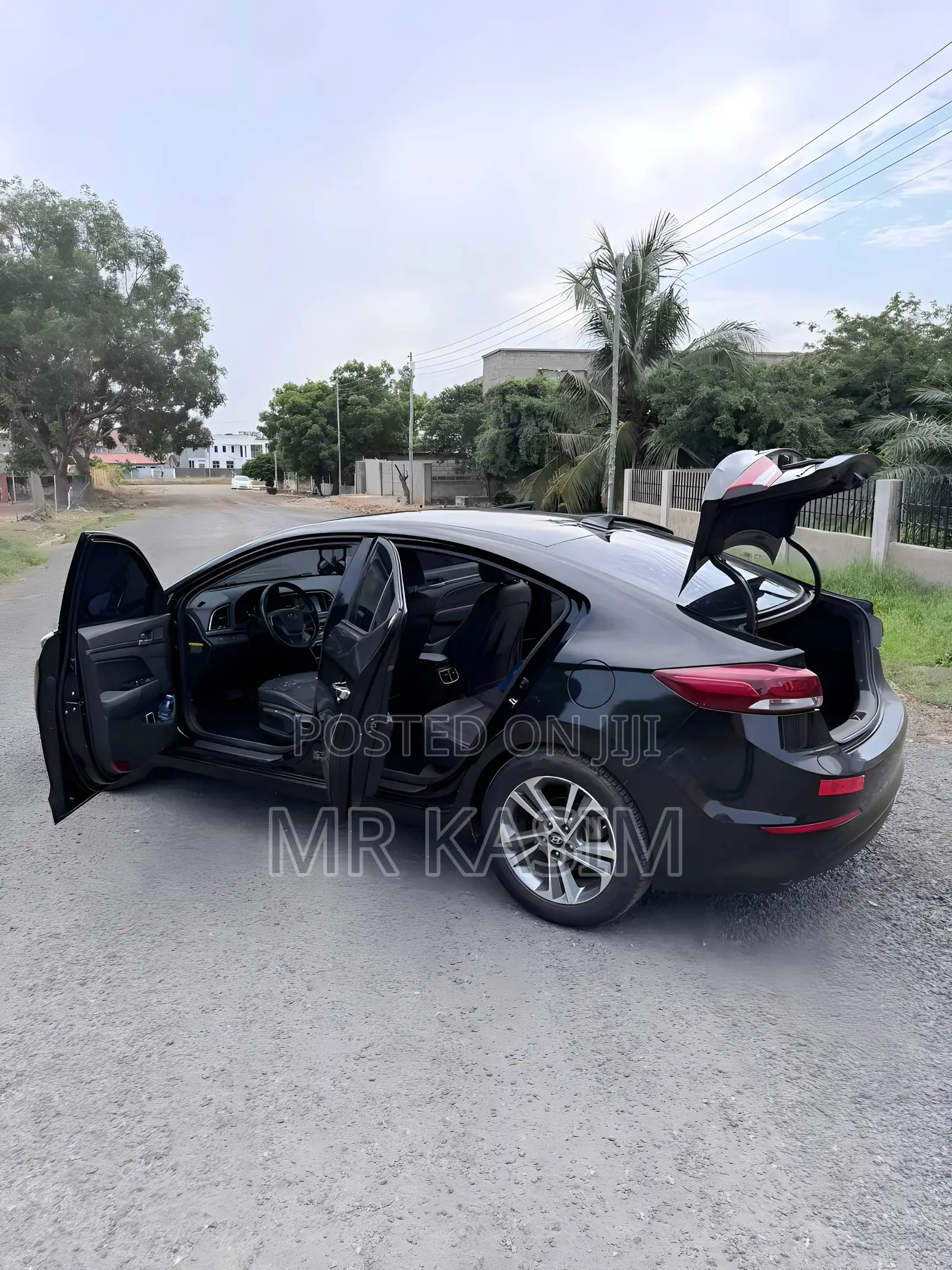 Hyundai Avante 2015 Black