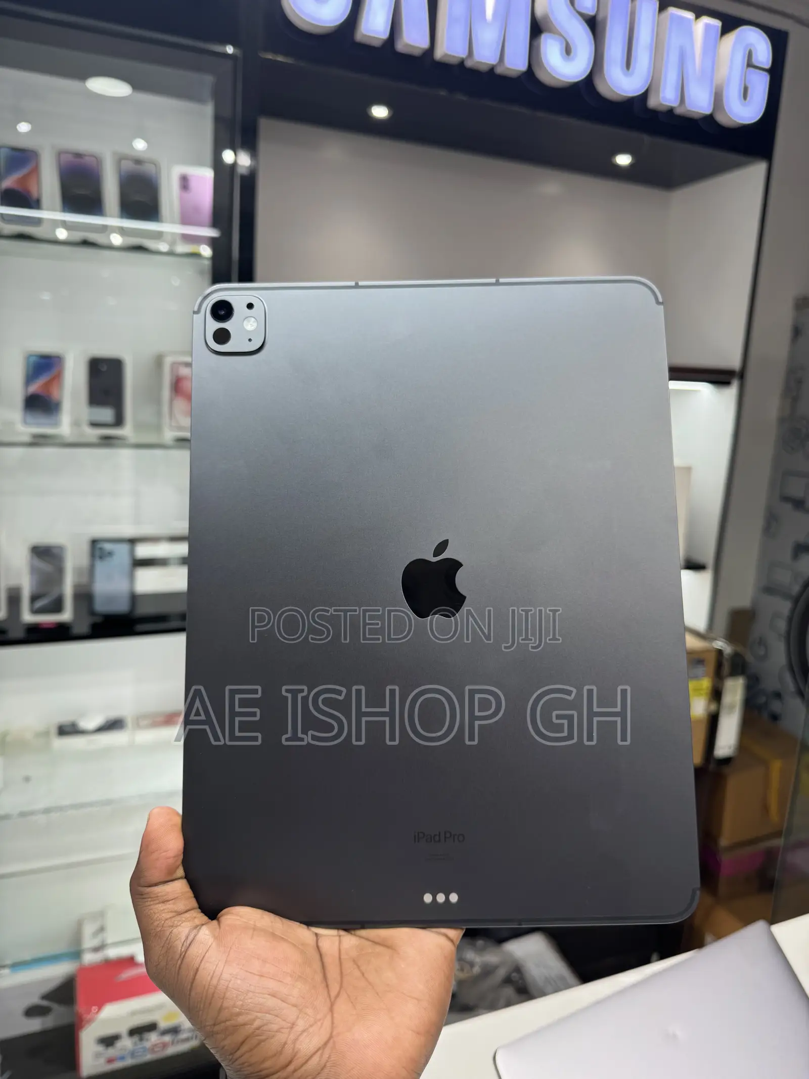 Apple iPad Pro 13 (2024) 256 GB Gray