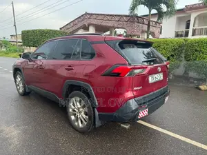 Toyota RAV4 2020 Red