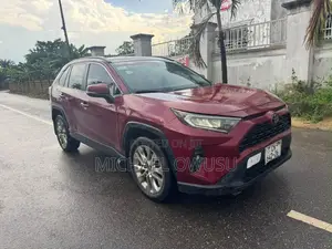 Toyota RAV4 2020 Red