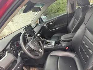 Toyota RAV4 2020 Red