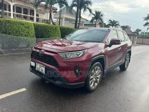 Toyota RAV4 2020 Red