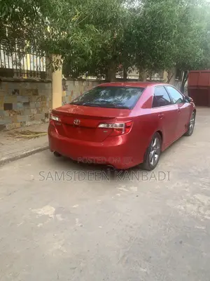 Toyota Camry 2014 Red