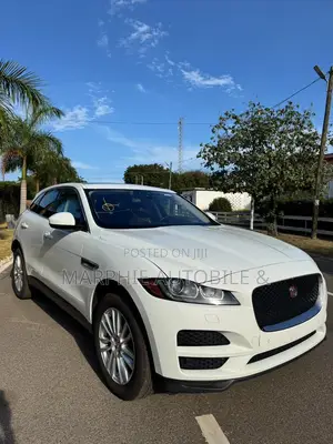 Jaguar F-Pace 35t Prestige AWD 2018 White