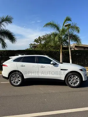 Jaguar F-Pace 35t Prestige AWD 2018 White