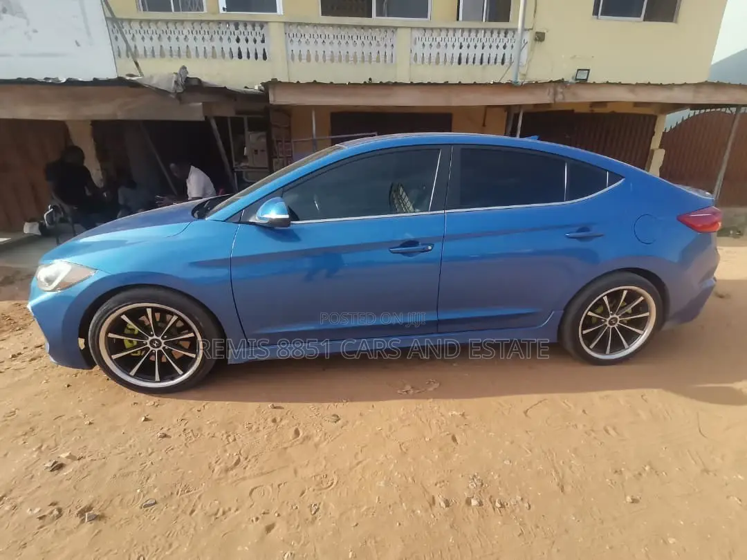 Hyundai Elantra 2018 Blue