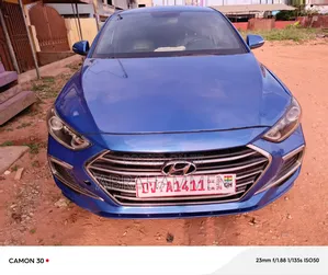 Hyundai Elantra Limited 2018 Blue