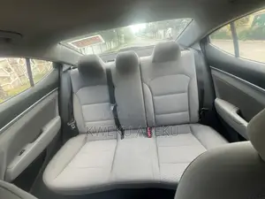 Hyundai Elantra SE 2020 Silver