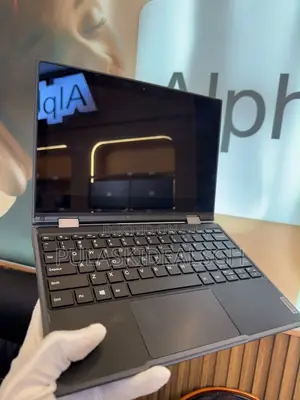 Laptop Lenovo 300e 4GB Intel Celeron SSD 128GB