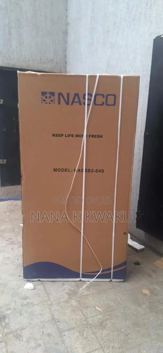 Side by Side Nasco NASSB2-64S Fridge and Freezer