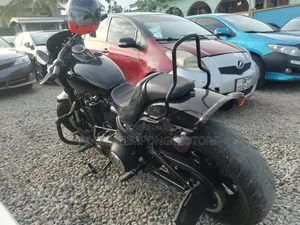 Harley-Davidson 2022 Black