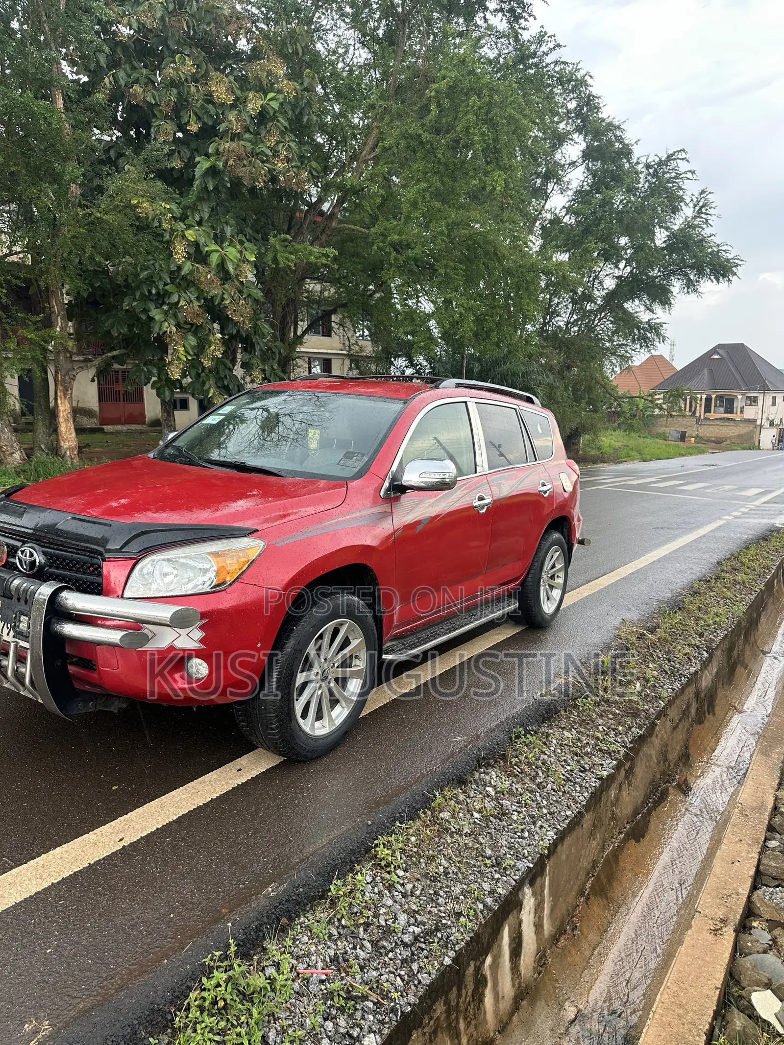 Toyota RAV4 2009 Red