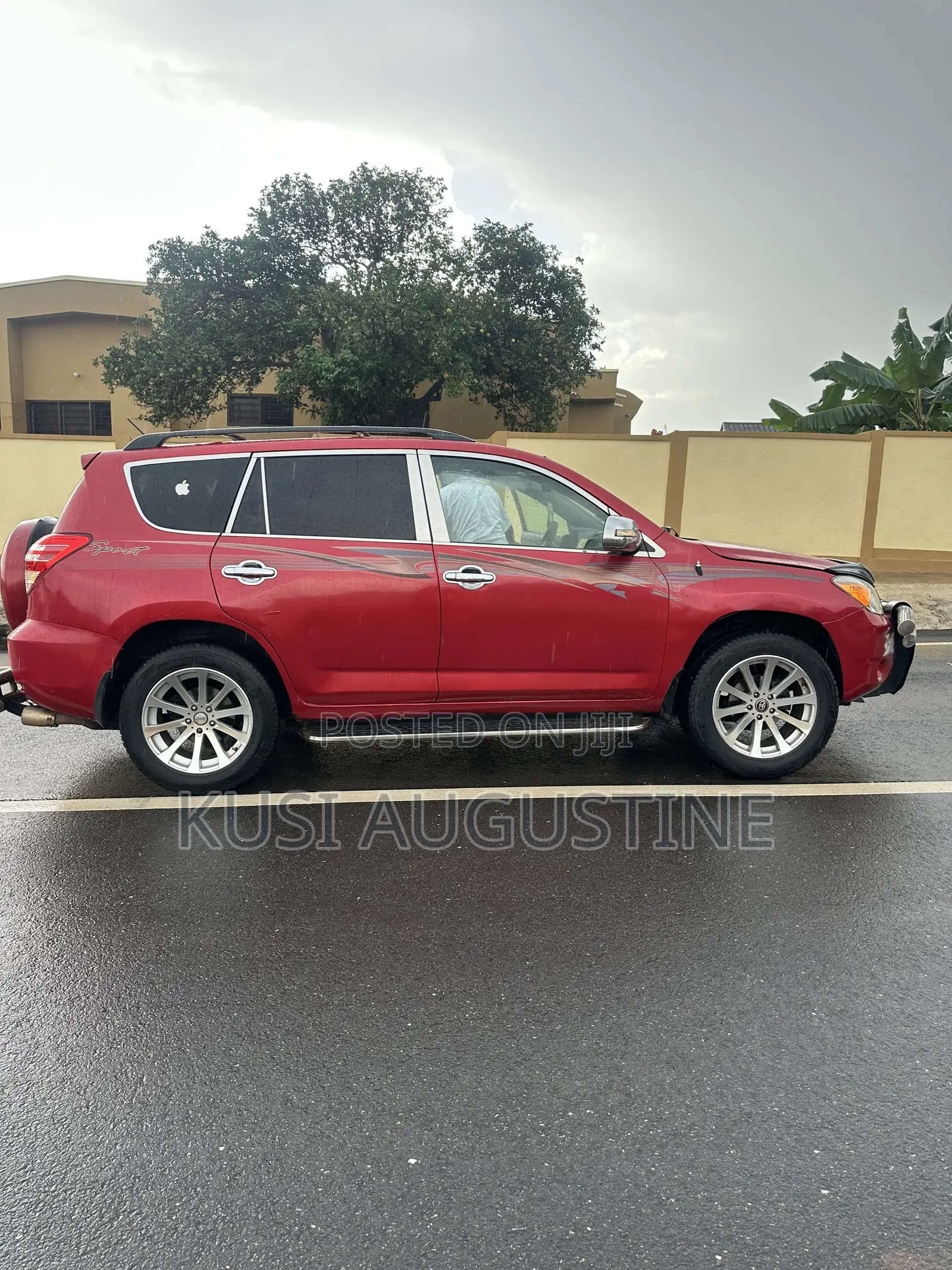 Toyota RAV4 2009 Red