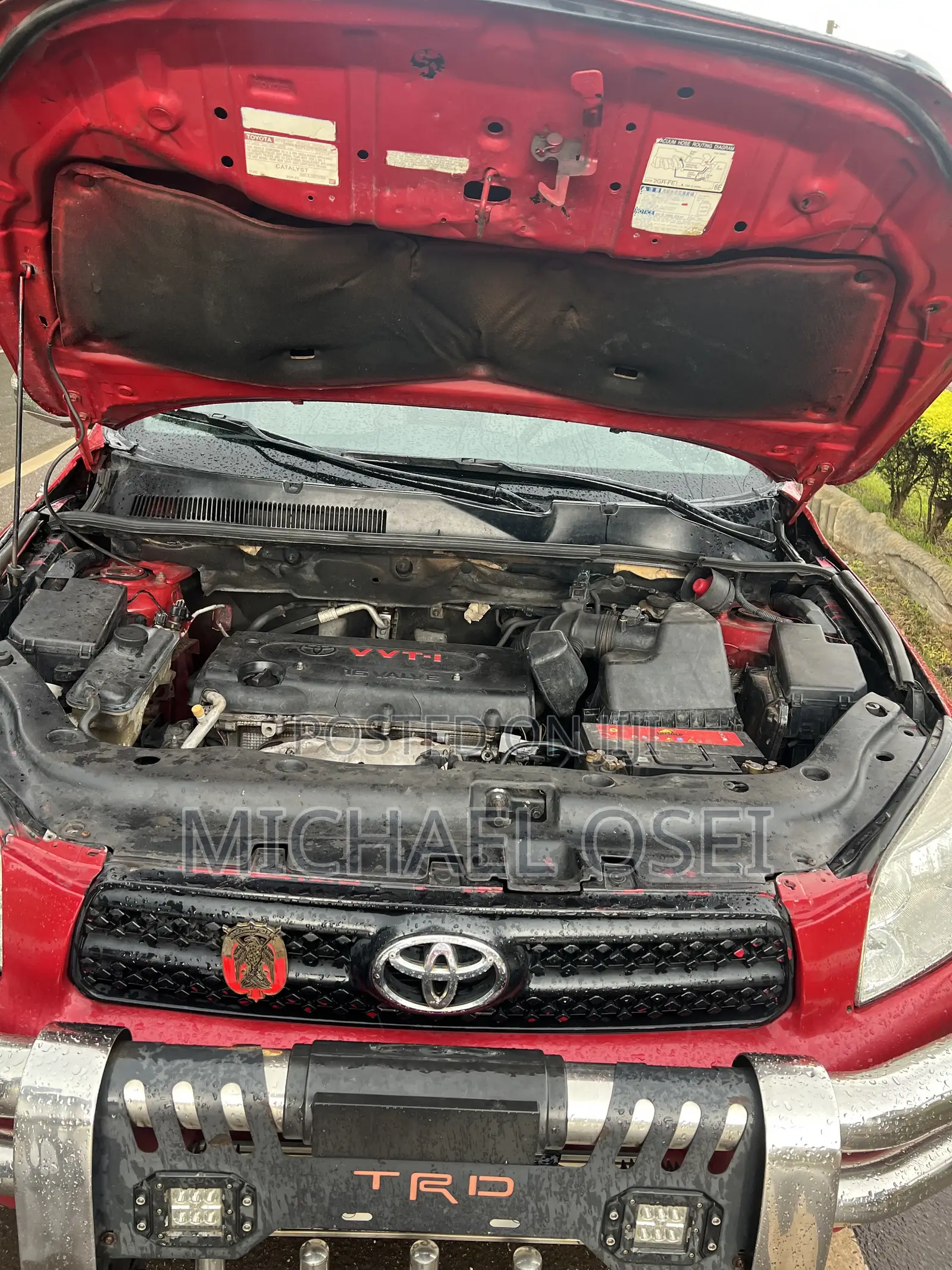 Toyota RAV4 2010 Red
