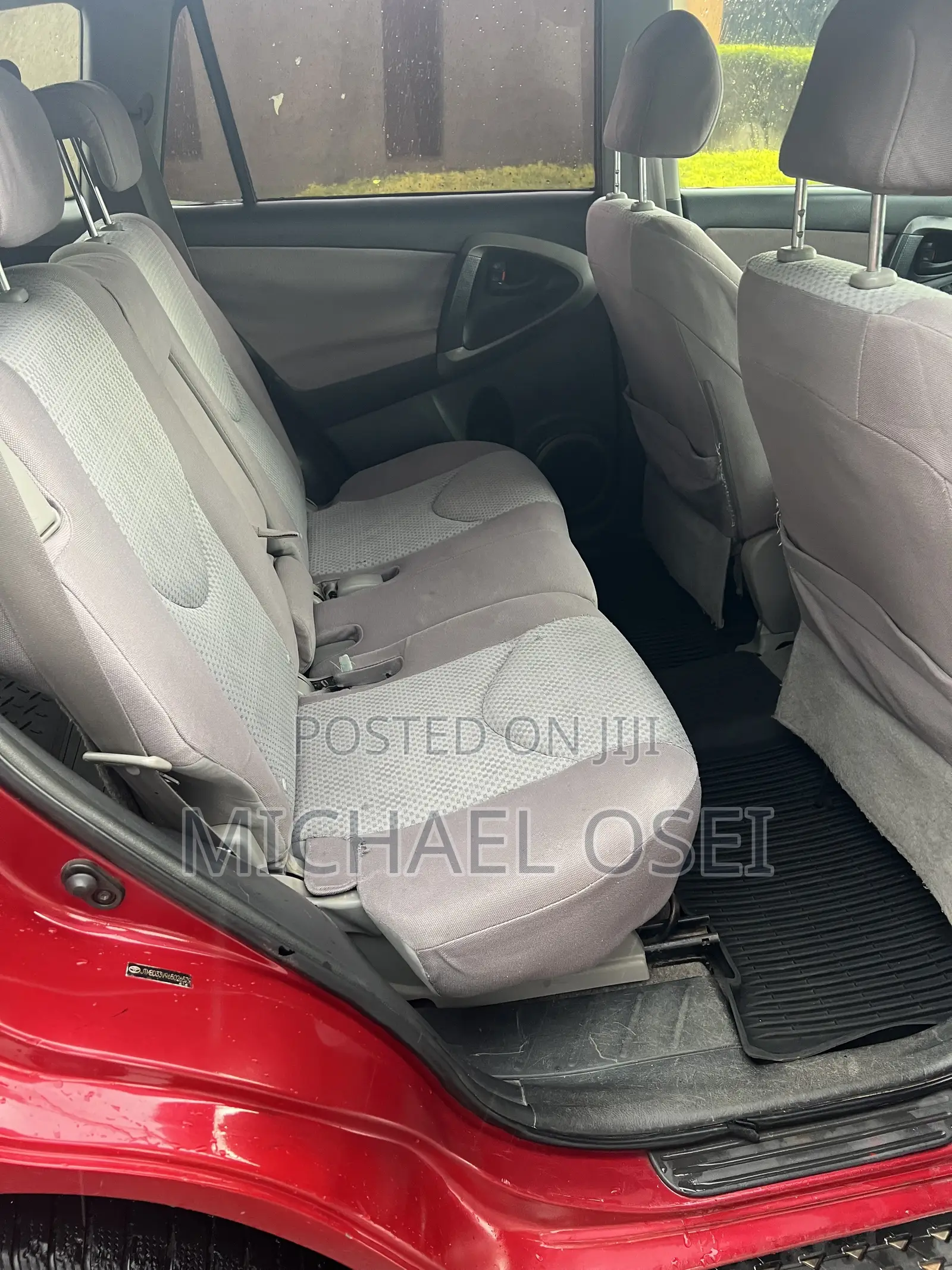 Toyota RAV4 2010 Red