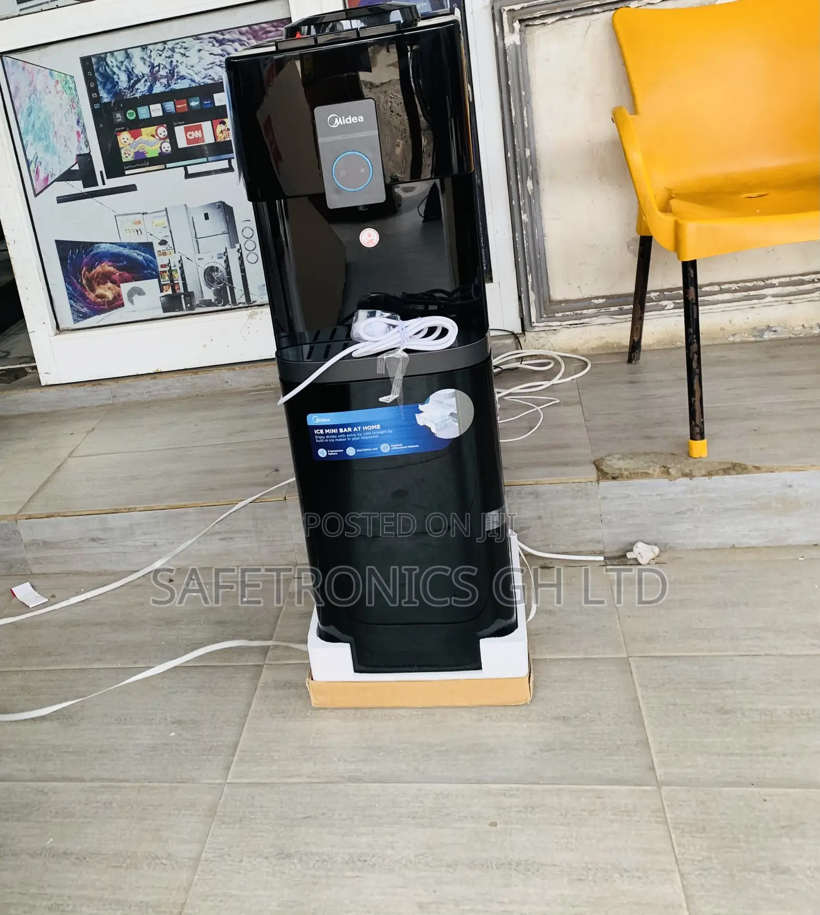 Grab Perfect Midea (Black) 30 Liters Electric Water Dispenser