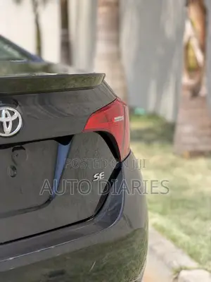 Toyota Corolla SE 4dr Sedan (1.8L 4cyl CVT) 2017 Black