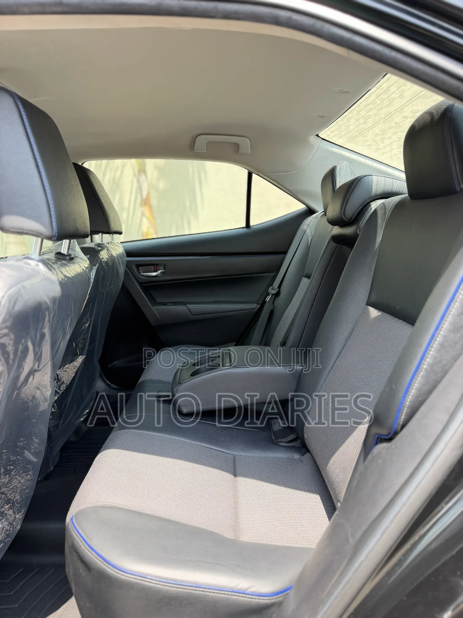 Toyota Corolla SE 4dr Sedan (1.8L 4cyl CVT) 2017 Black