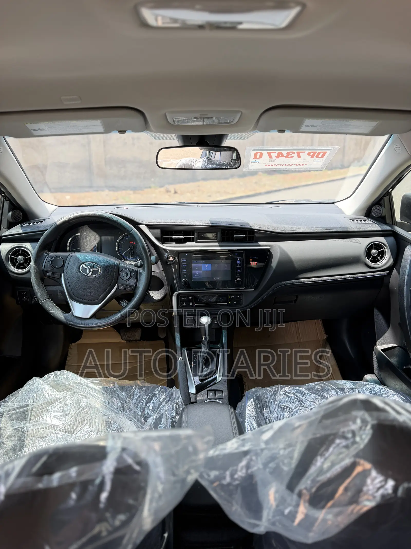 Toyota Corolla SE 4dr Sedan (1.8L 4cyl CVT) 2017 Black
