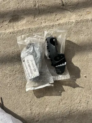 Mazda Cx 5 2014 Front Bumper Locker Pair