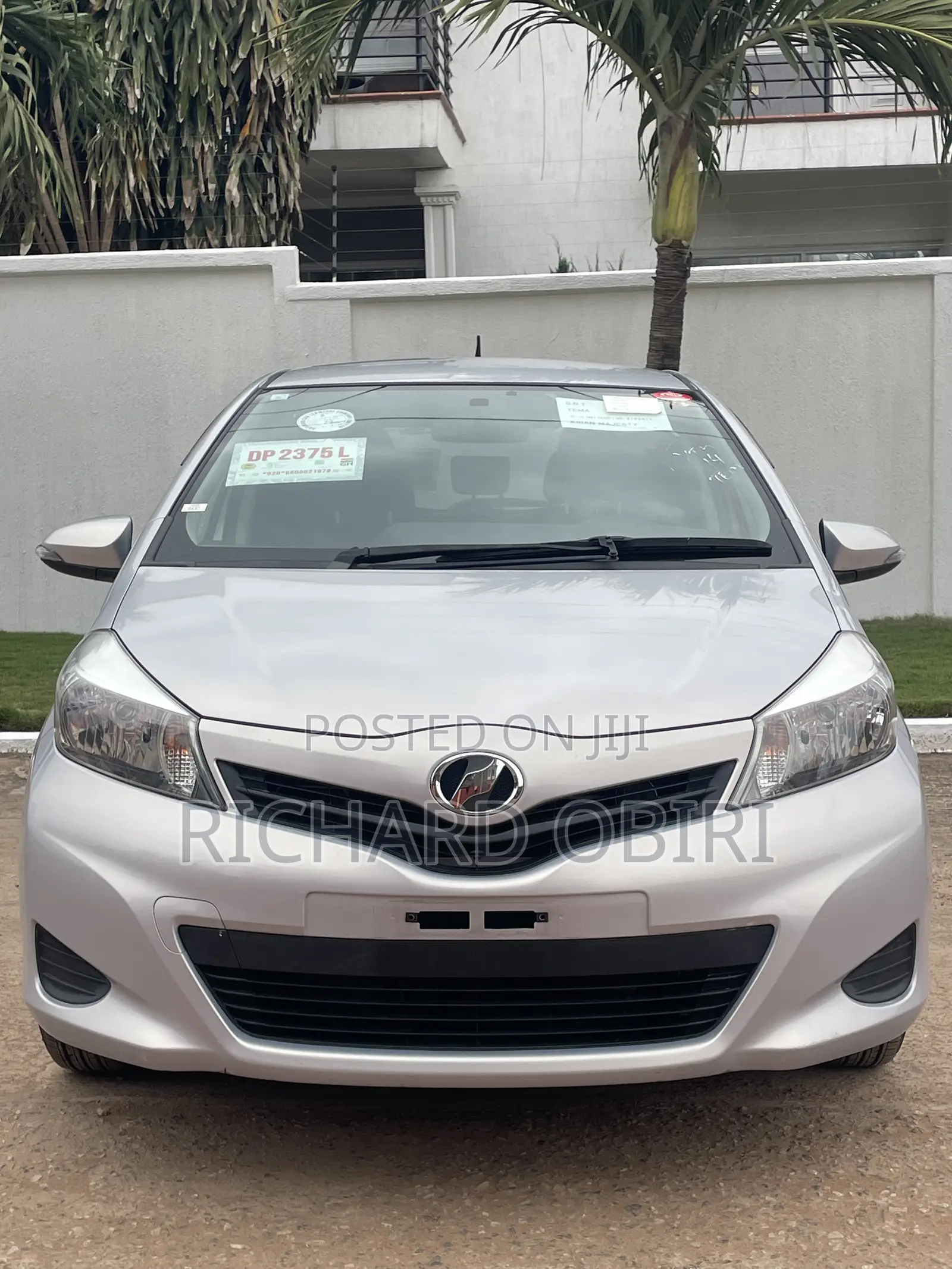 Toyota Vitz 1.3 FWD 3dr 2014 Purple