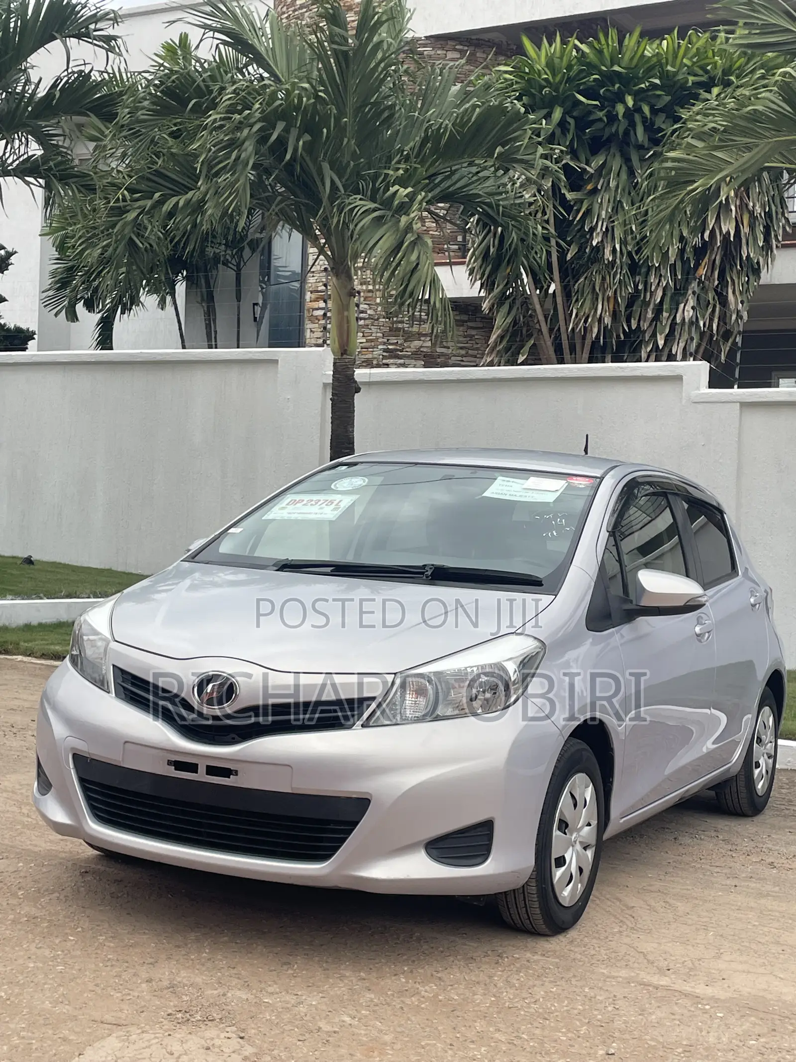 Toyota Vitz 1.3 FWD 3dr 2014 Purple