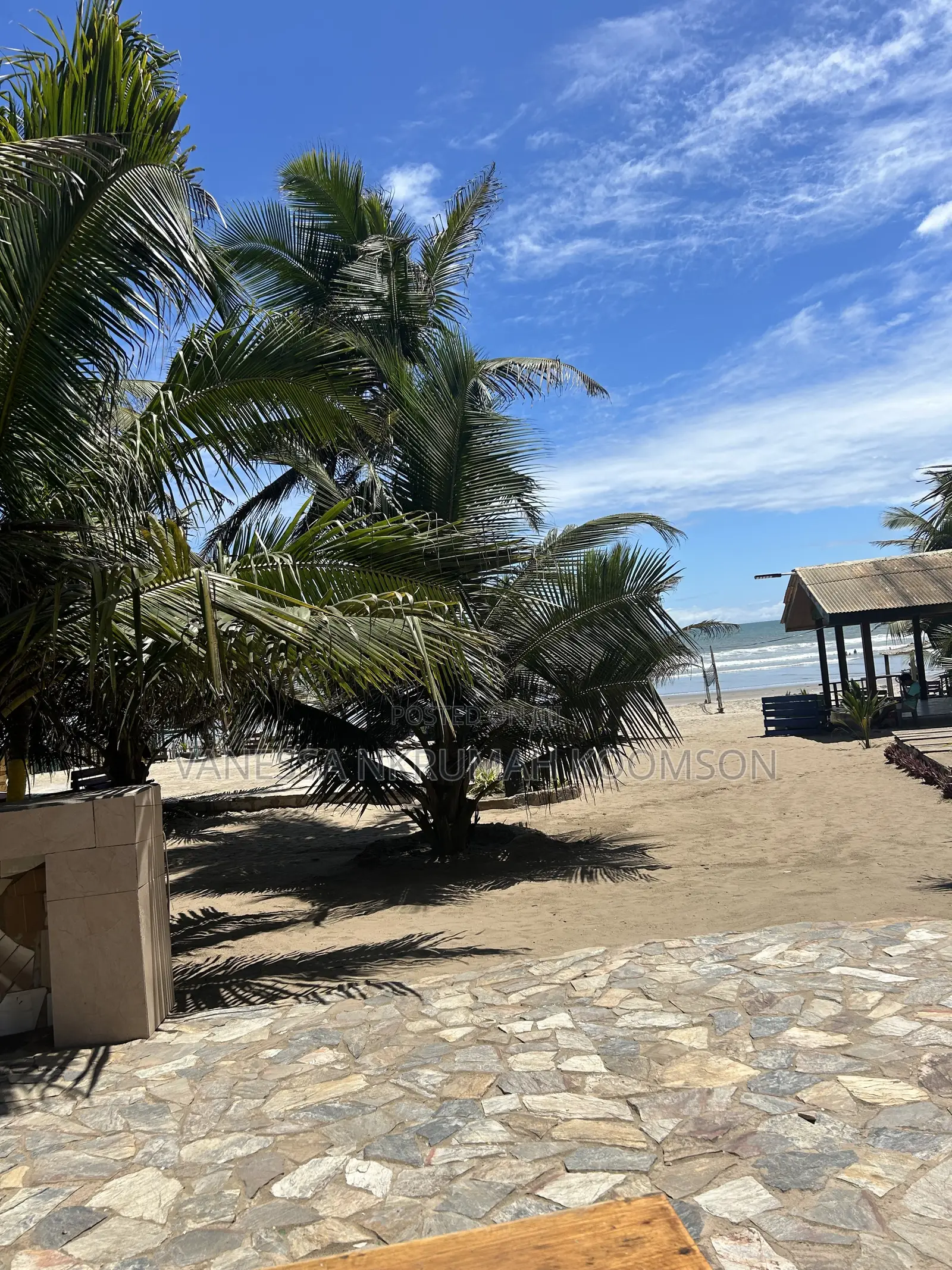 Waitress Need at Sango Beach
