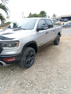 RAM 1500 2020 Gray
