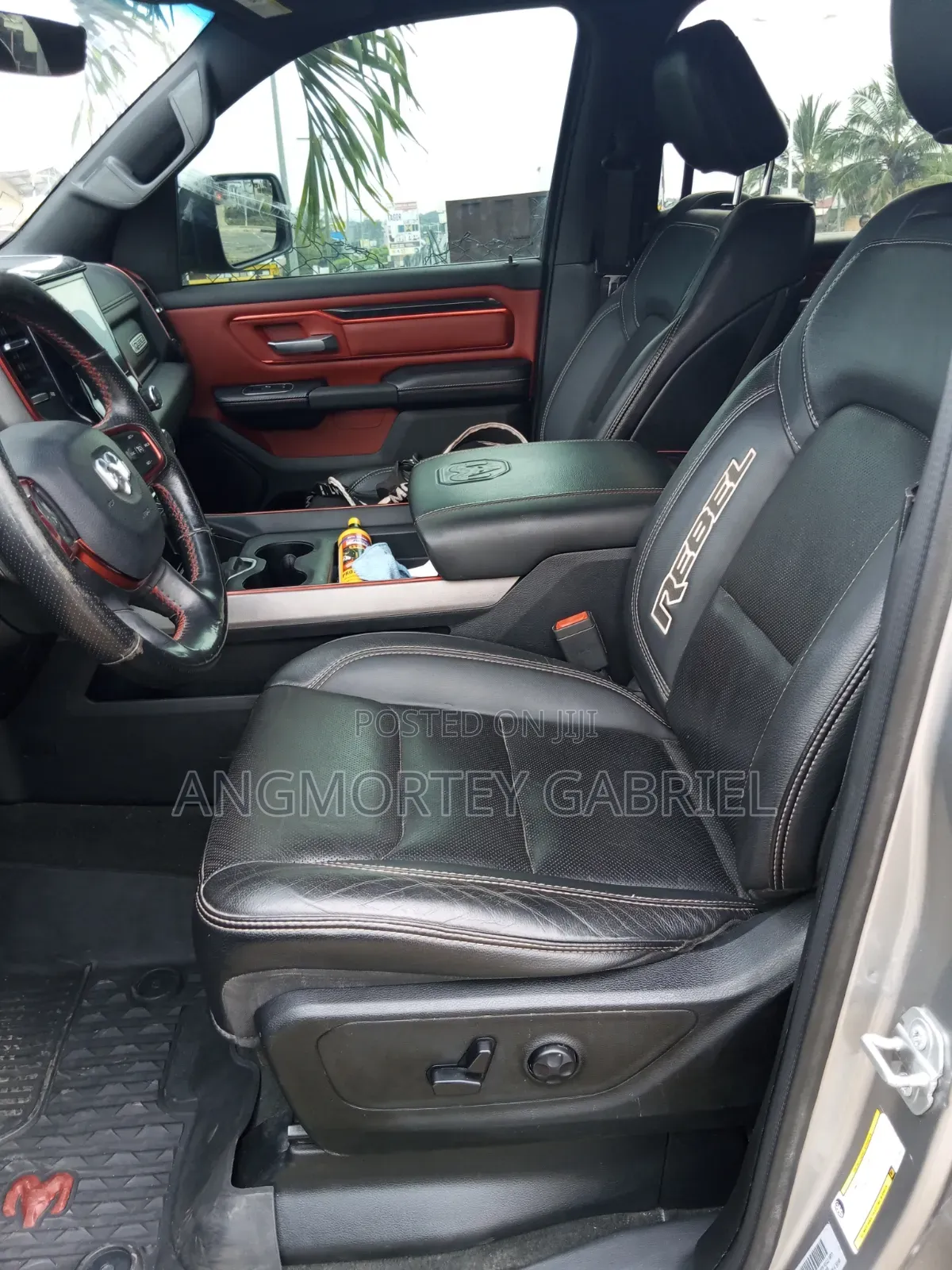 RAM 1500 2020 Gray