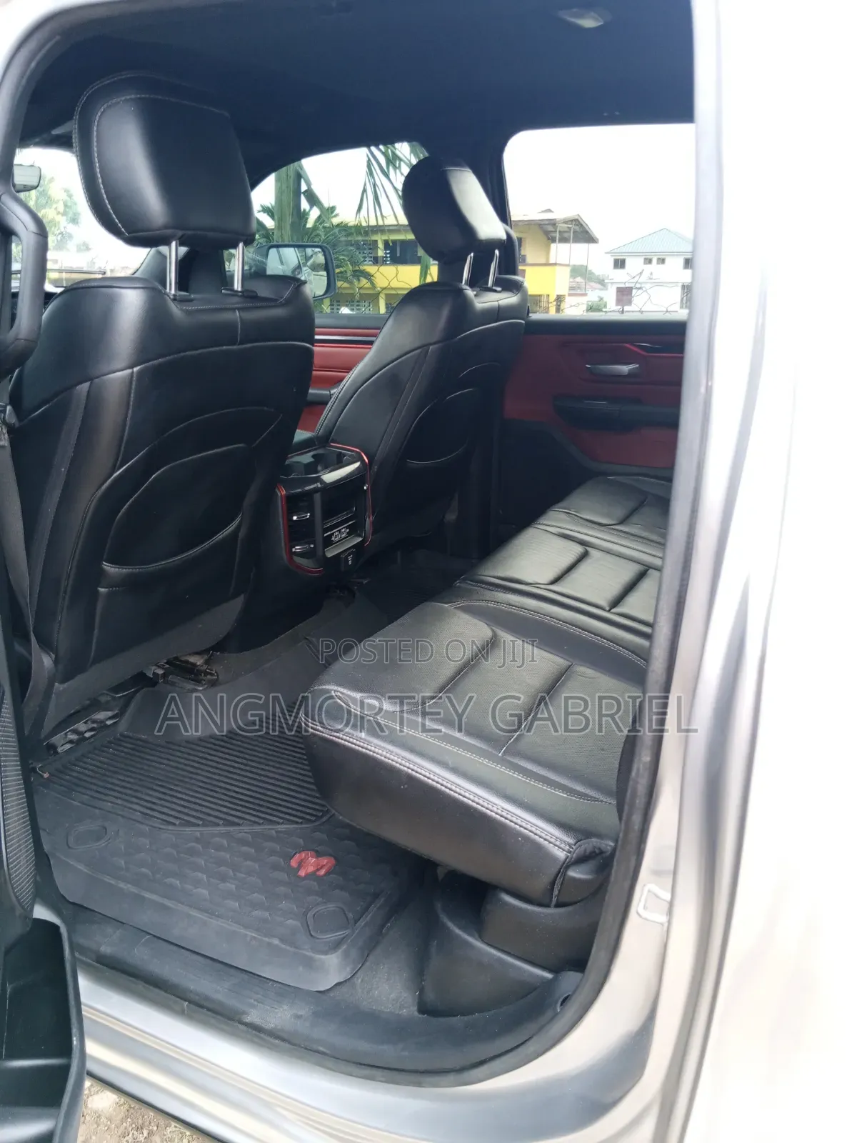 RAM 1500 2020 Gray