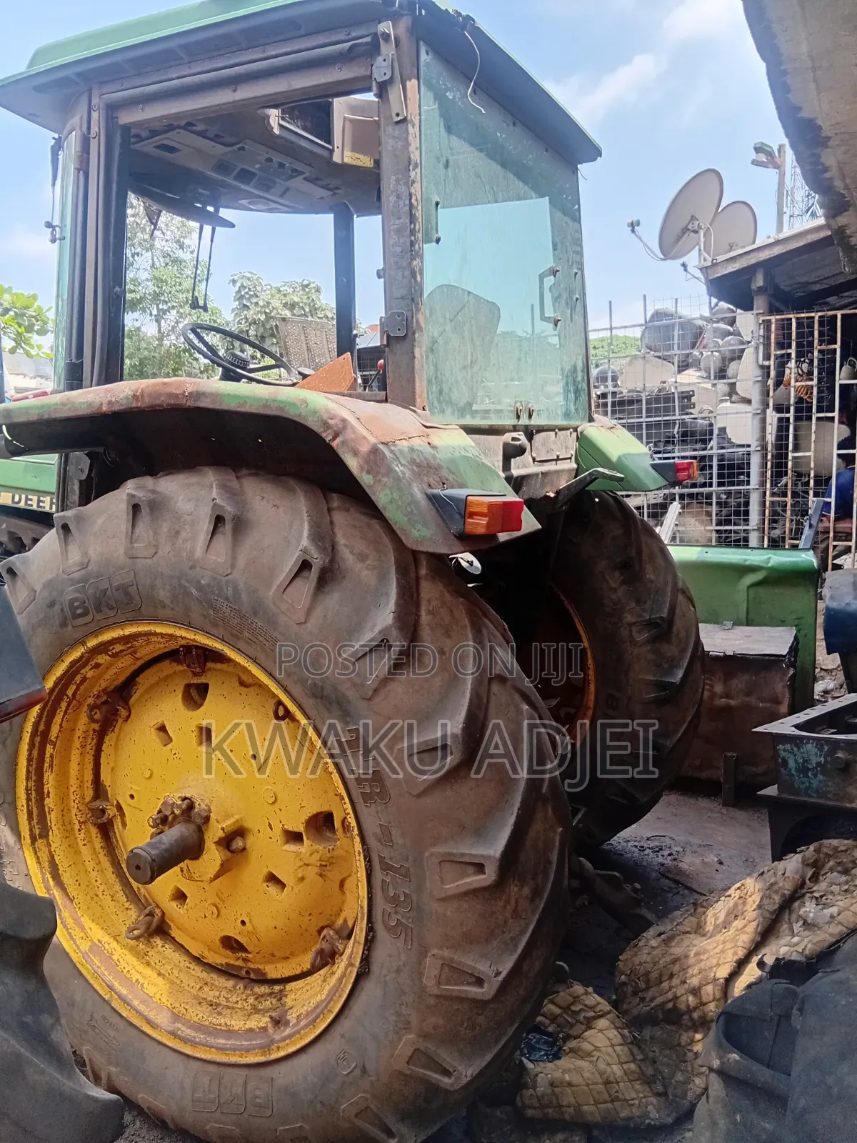 John Deere 3140 Tractor for Sale