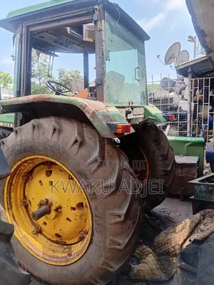 John Deere 3140 Tractor for Sale