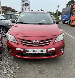 Toyota Corolla 2013 Red