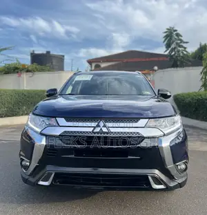 Mitsubishi Outlander 2019 Blue