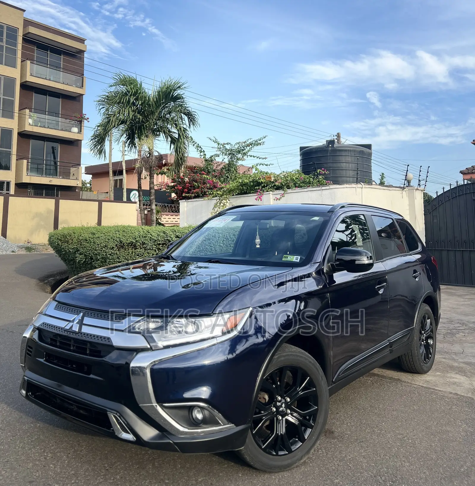 Mitsubishi Outlander 2019 Blue
