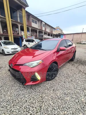 Toyota Corolla SE (1.8L 4cyl 6M) 2018 Red