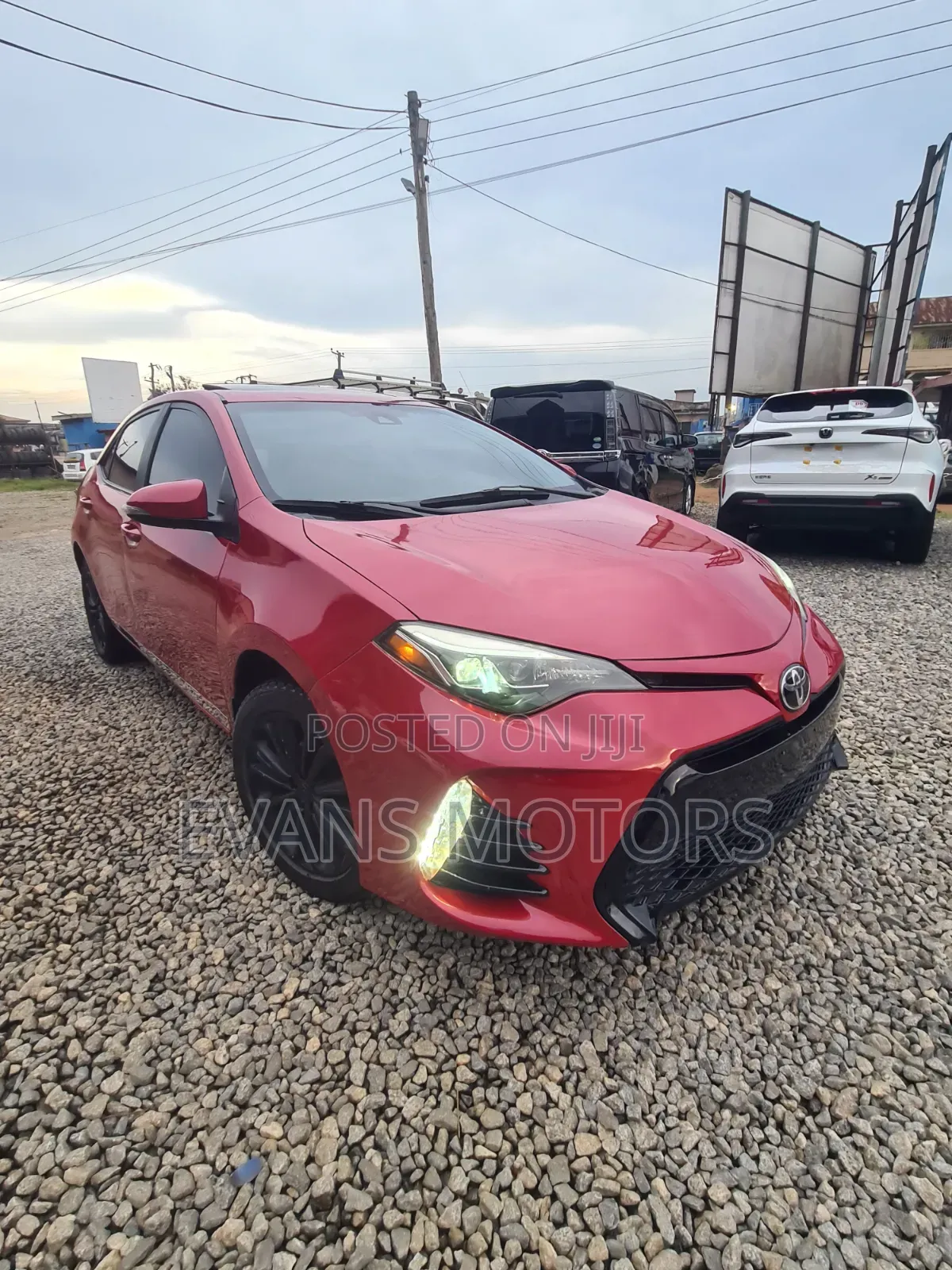Toyota Corolla SE (1.8L 4cyl 6M) 2018 Red