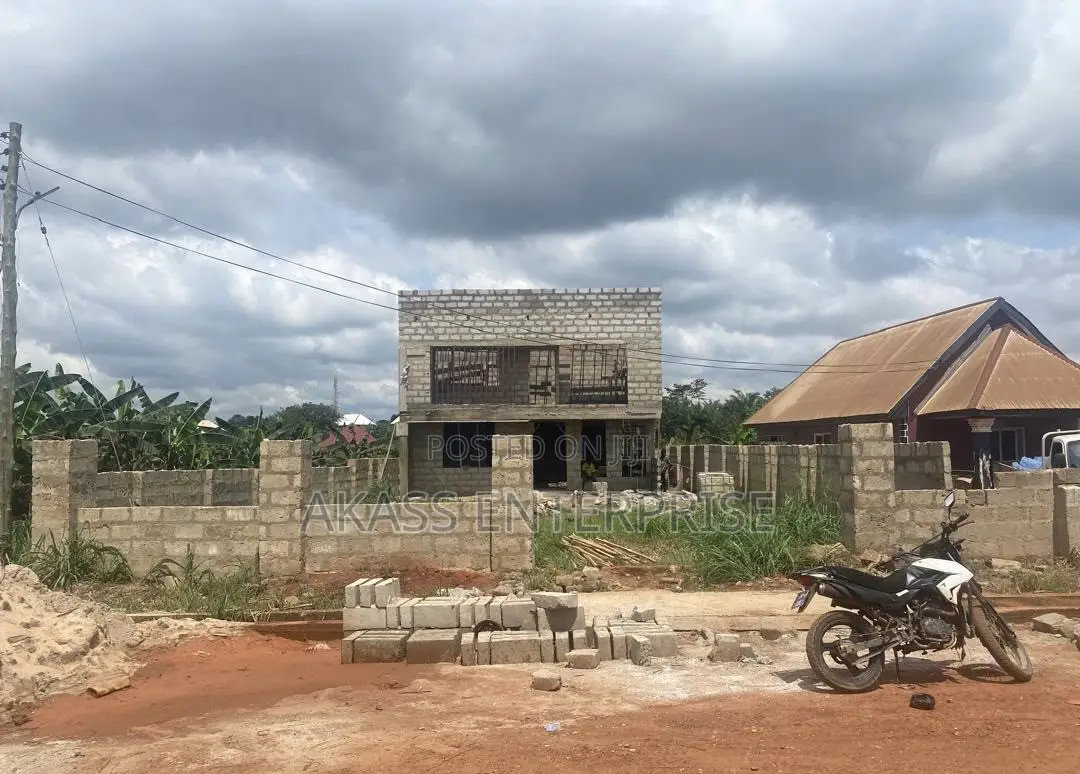 4bdrm Duplex in Atiwma Foase, Atwima Kwanwoma for sale