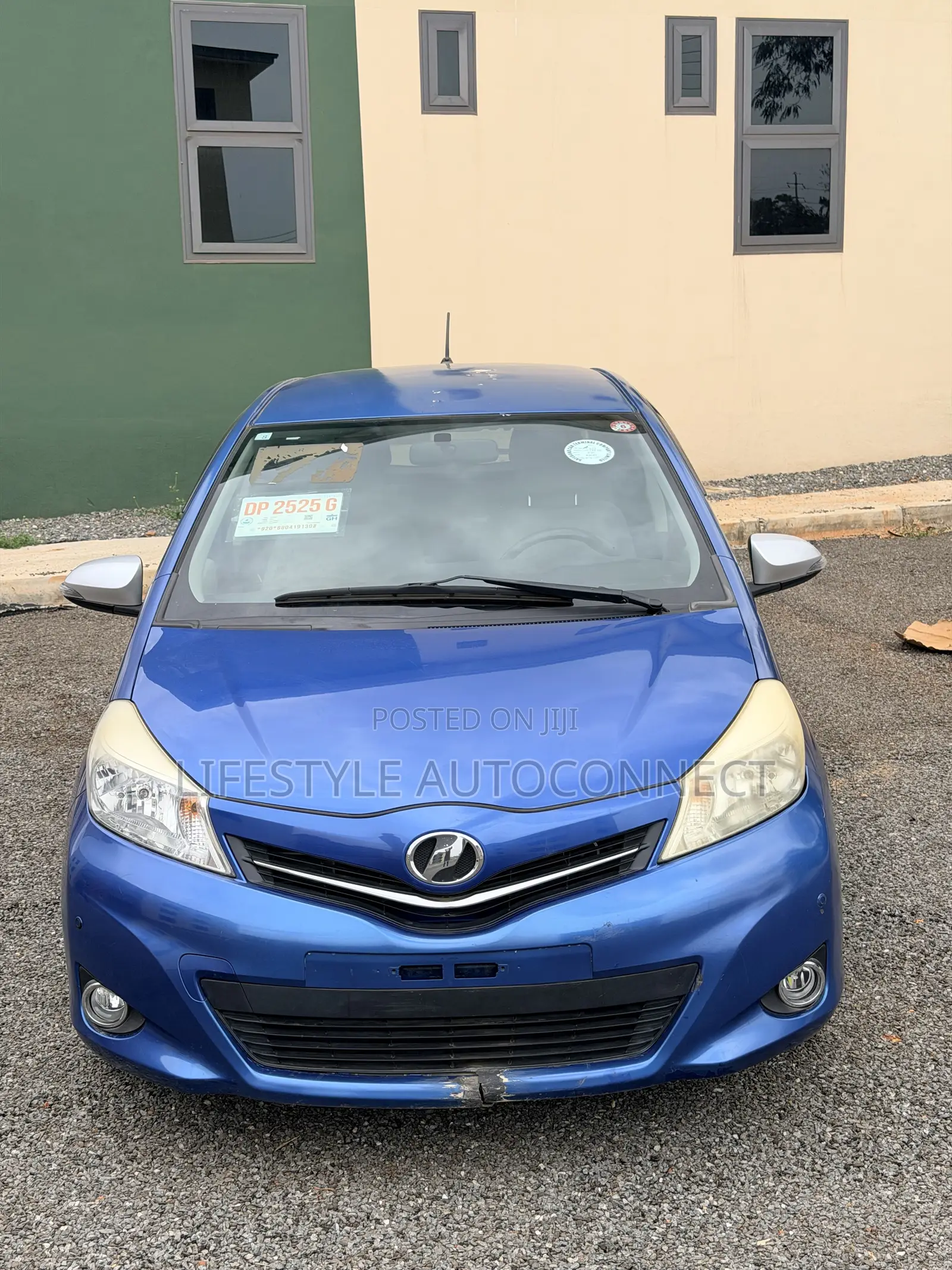 Toyota Vitz 2014 Blue