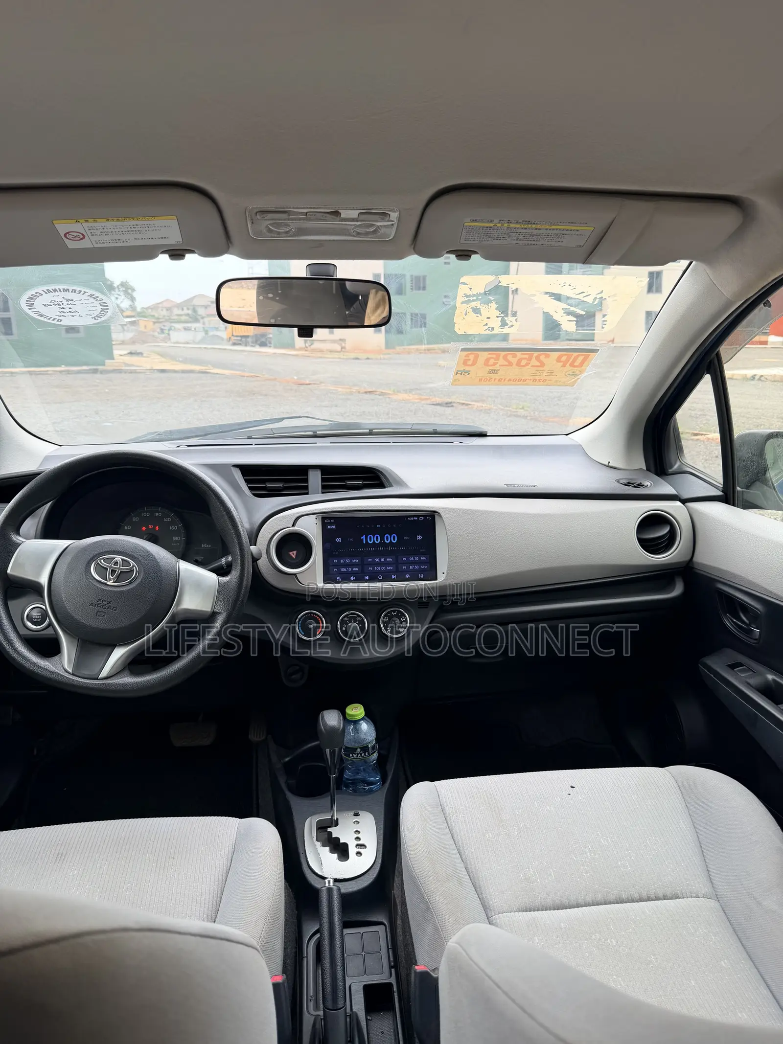 Toyota Vitz 2014 Blue