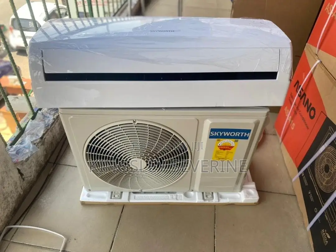 Almost New Skyworth 1.5 HP AC