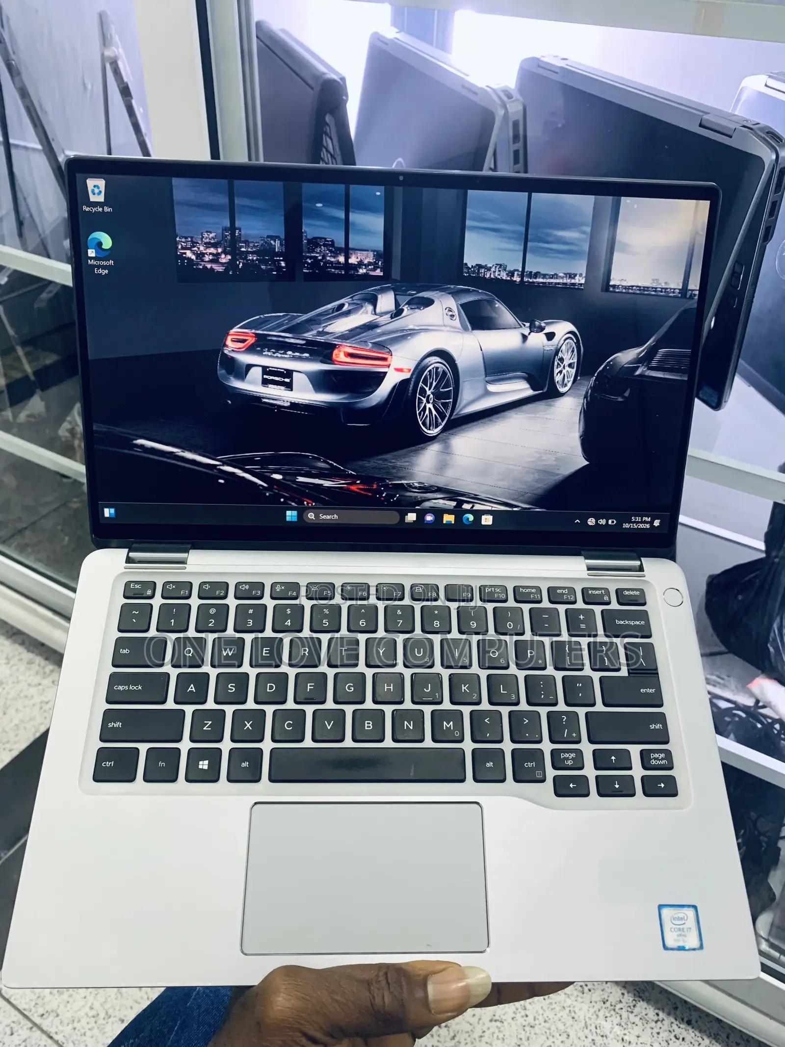 Laptop Dell Latitude 7400 2-in-1 16GB Intel Core i7 SSD 512GB