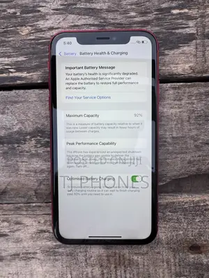 Apple iPhone XR 64 GB Red