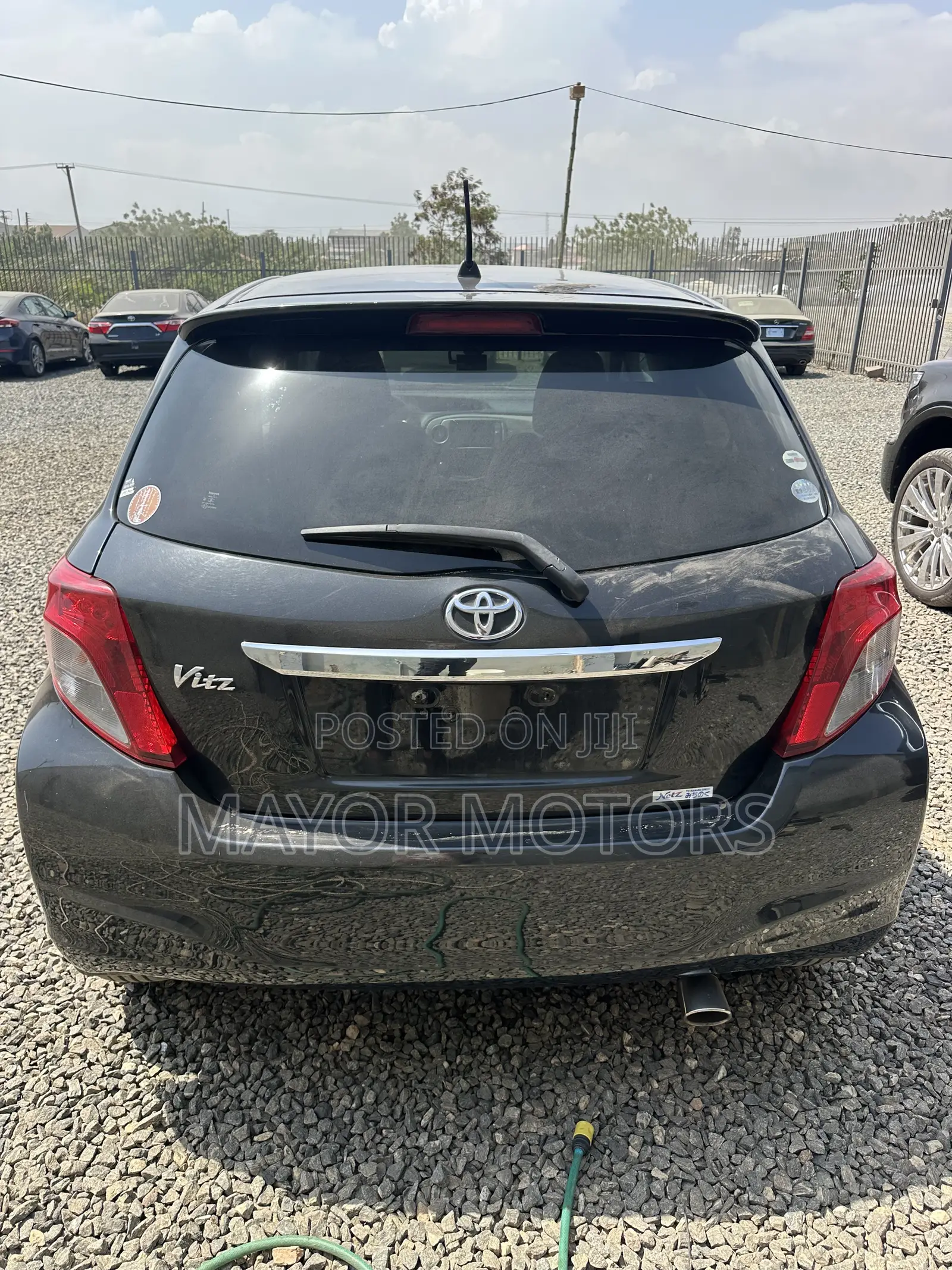 Toyota Vitz 1.3 AWD 3dr 2014 Black
