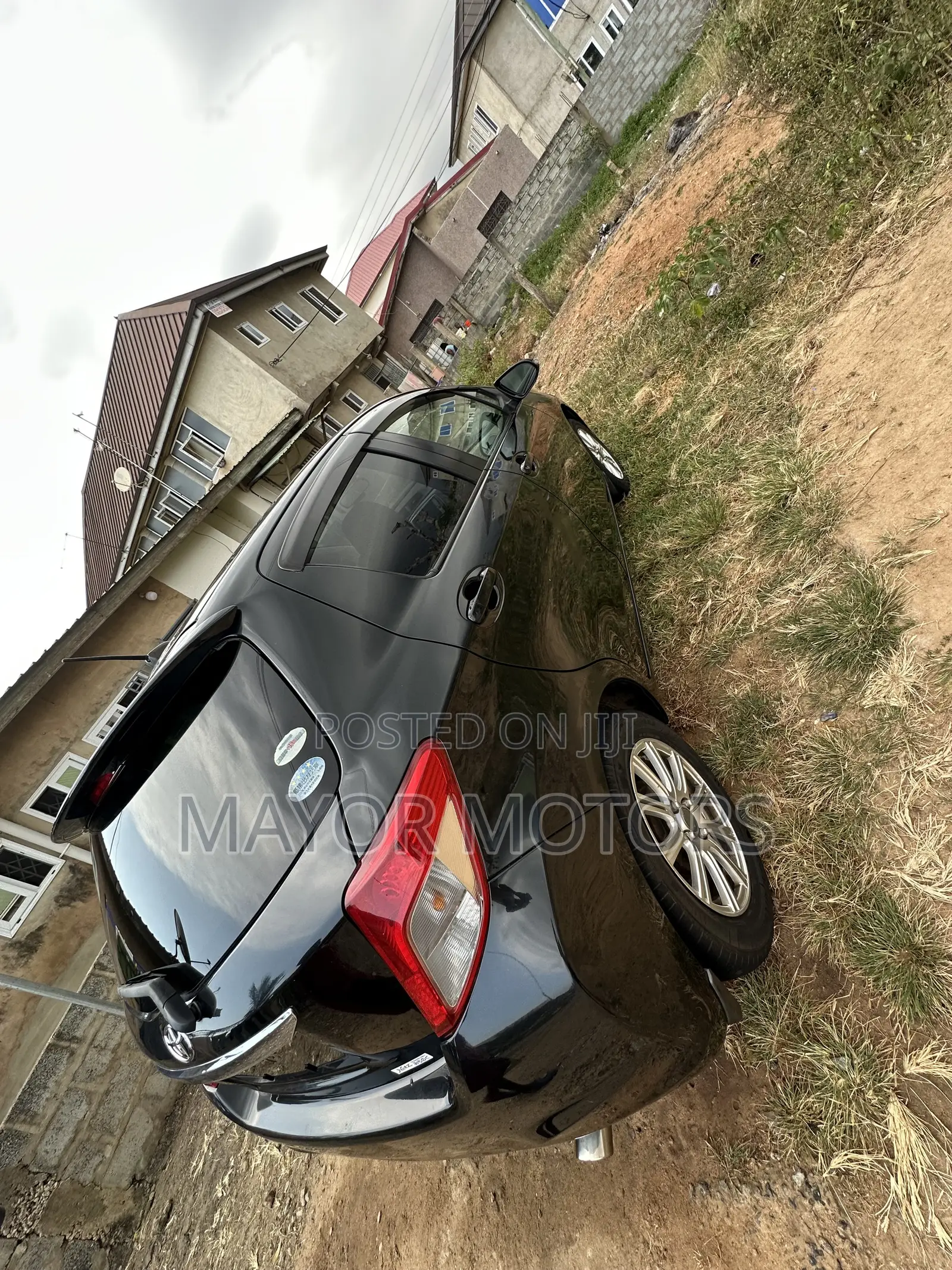 Toyota Vitz 1.3 AWD 3dr 2014 Black