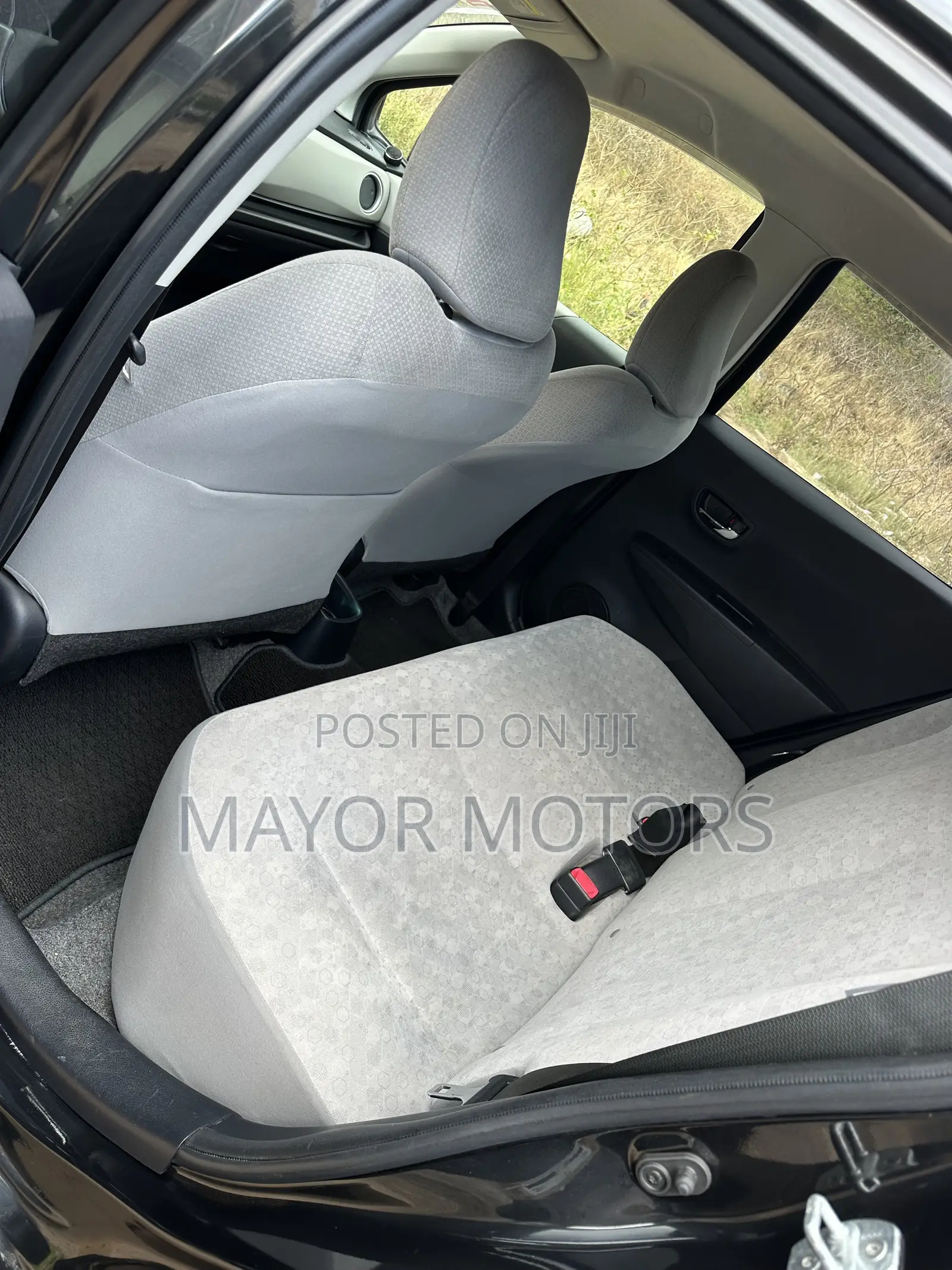 Toyota Vitz 1.3 AWD 3dr 2014 Black