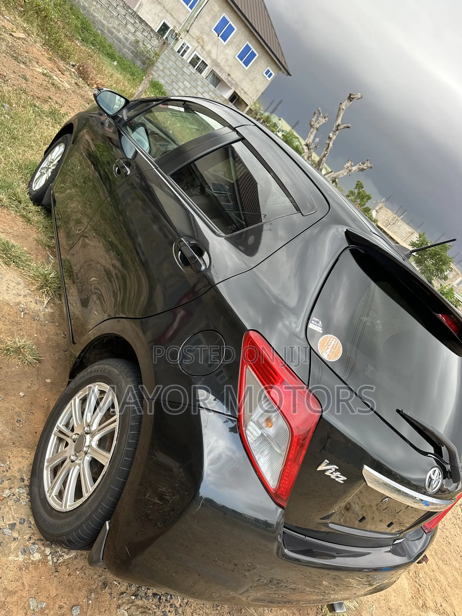Toyota Vitz 1.3 AWD 3dr 2014 Black