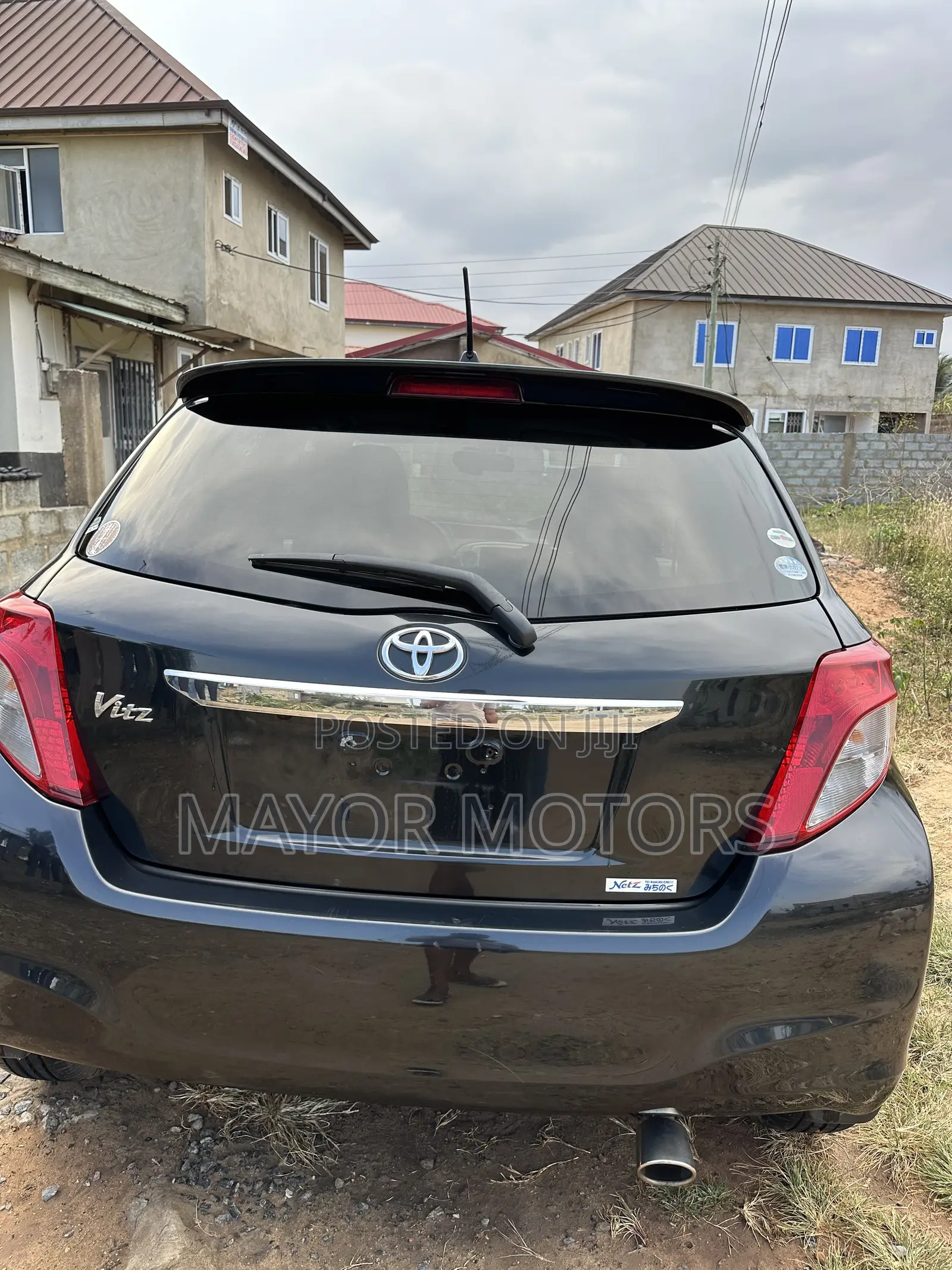 Toyota Vitz 1.3 AWD 3dr 2014 Black