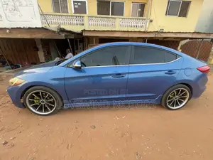 Hyundai Elantra Sport 2018 Blue